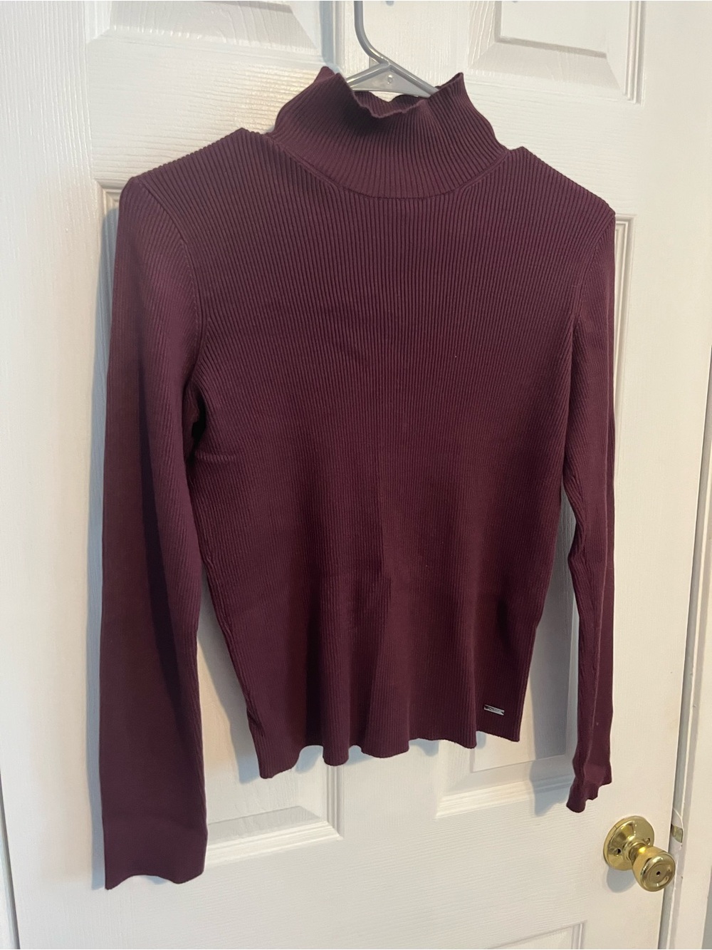 DKNY Women's Ribbed Turtleneck Sweater - Deep Plum Burgundy